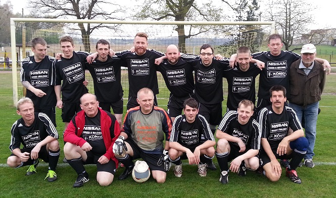 Mannschaftsfoto in Möhlau 4.4.2014 Mannschaftsfoto in Möhlau 4.4.2014